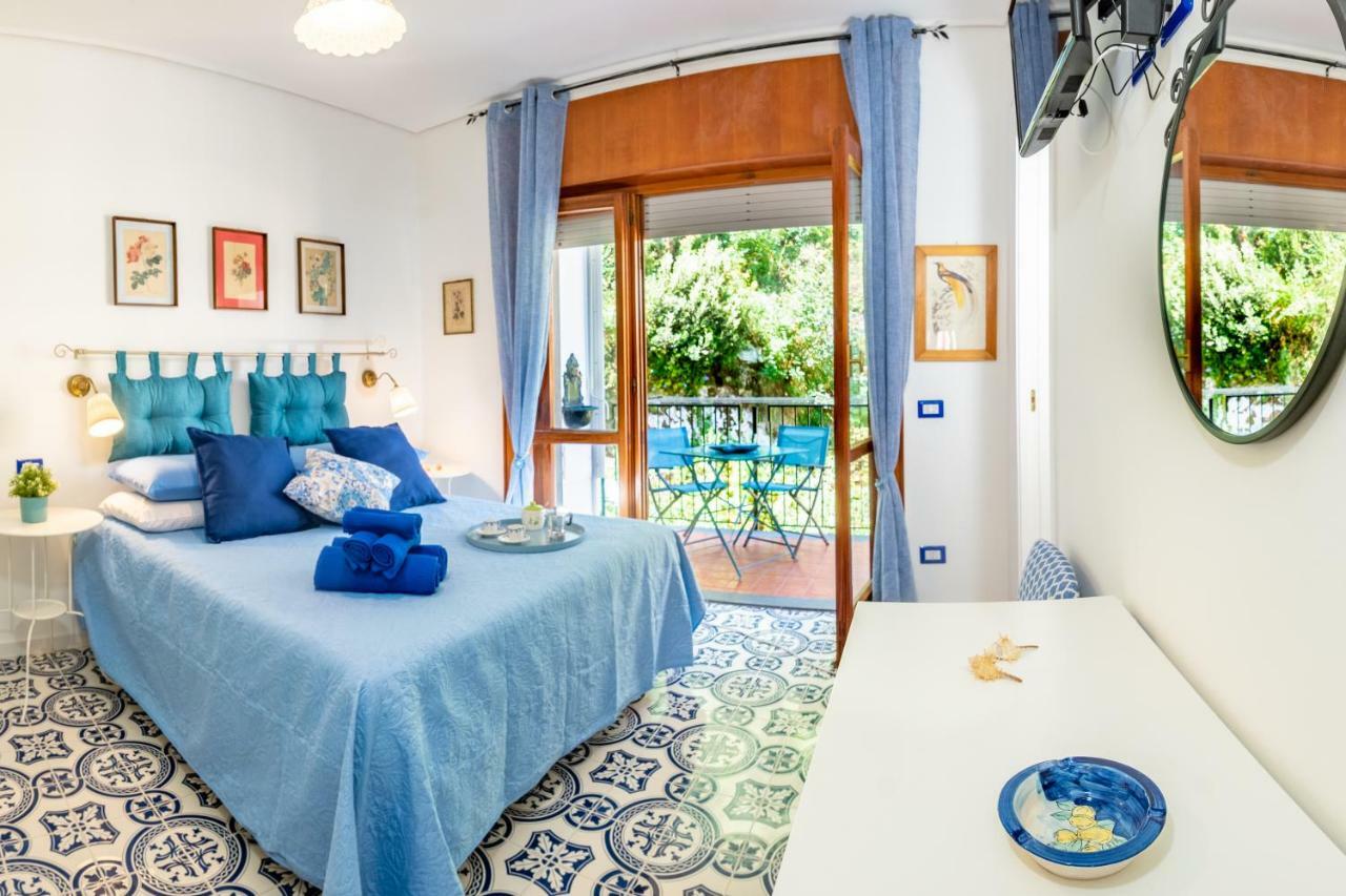 La Casetta Linda - New 2 Bedroom Apt In Sorrento With Seaview Terrace ภายนอก รูปภาพ